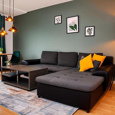 Smart Home - Essen - Perfect For 5 Guests! Central - Balcony - Netflix - Free Parking Zone Extérieur photo