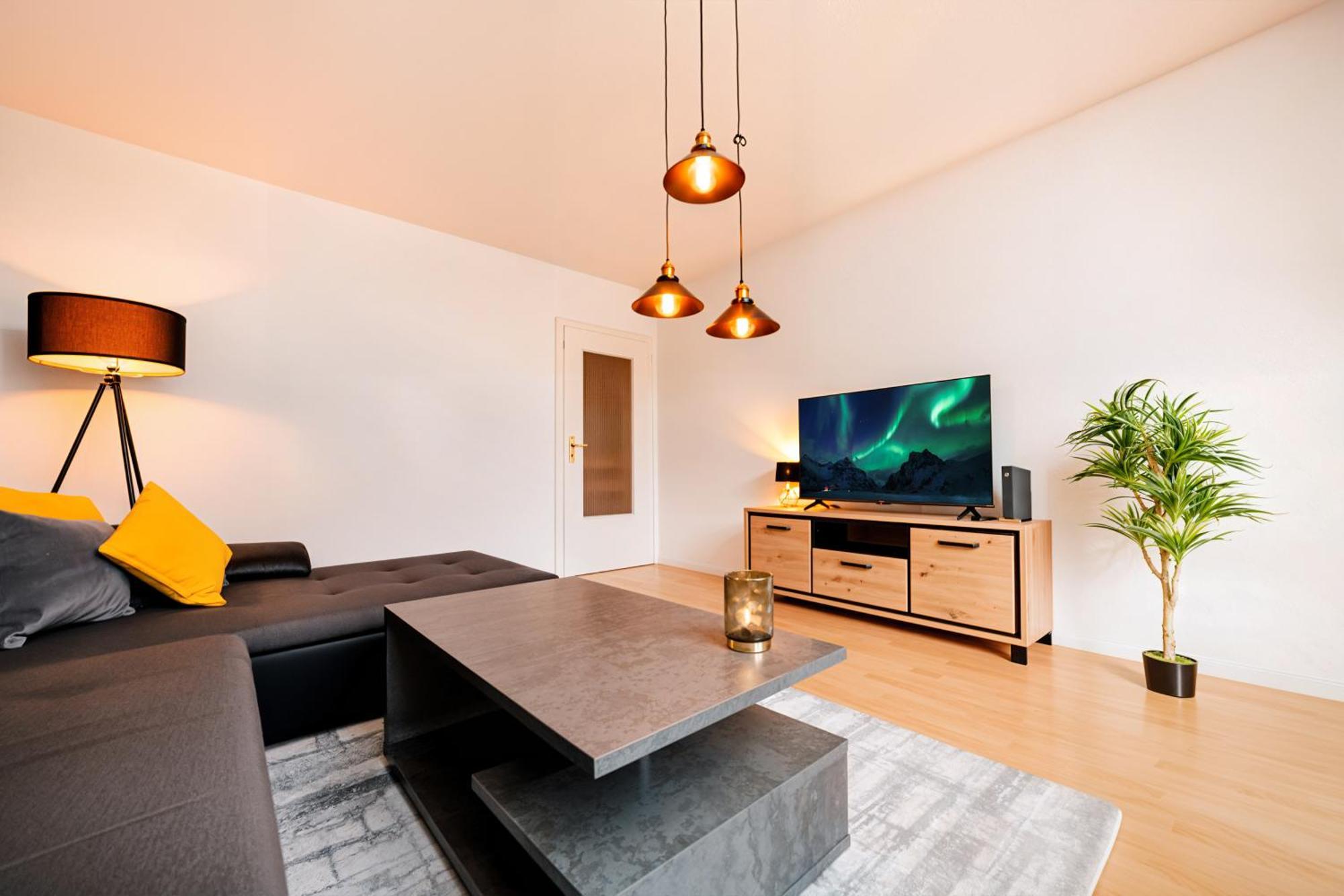 Smart Home - Essen - Perfect For 5 Guests! Central - Balcony - Netflix - Free Parking Zone Extérieur photo