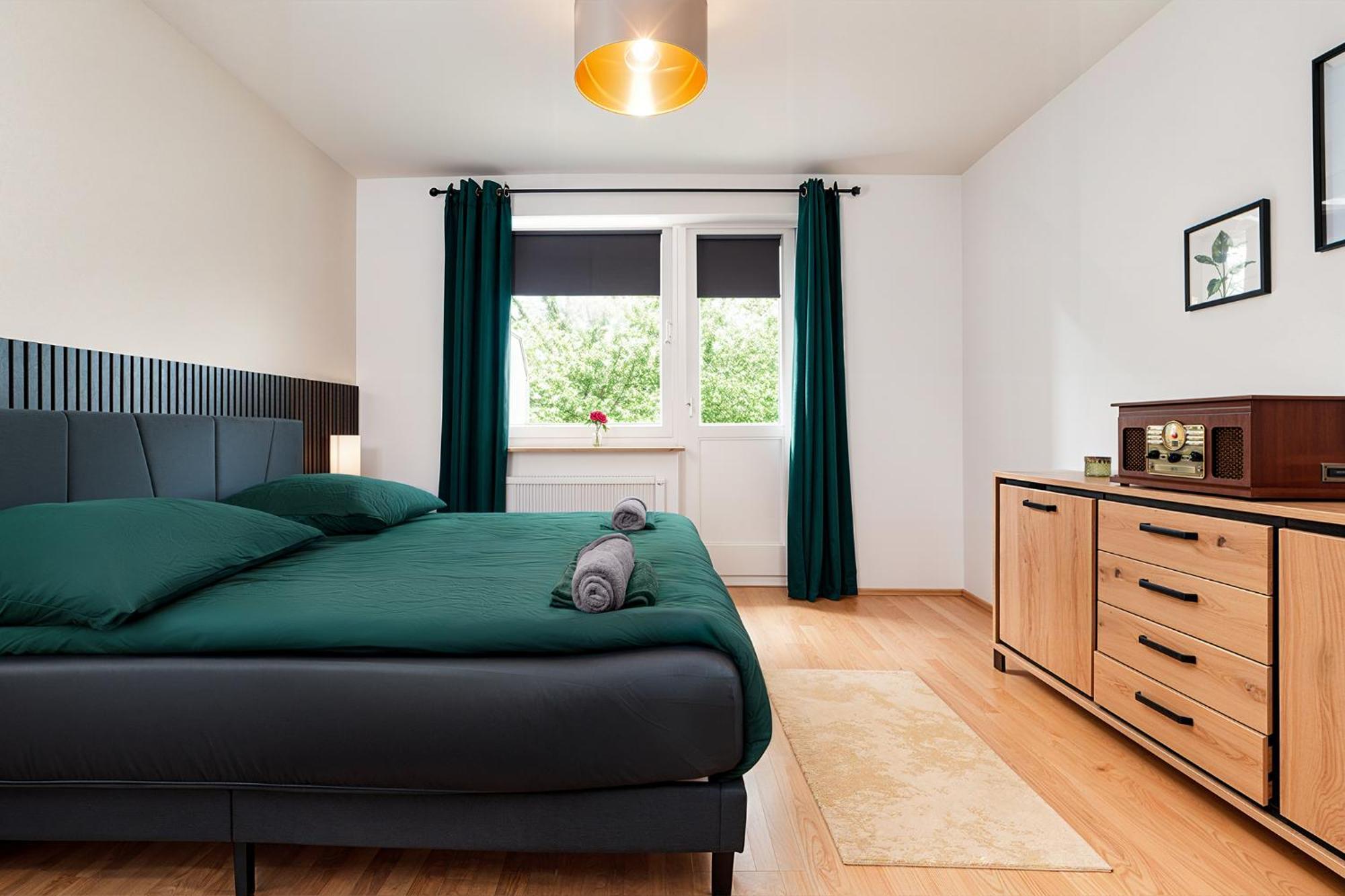 Smart Home - Essen - Perfect For 5 Guests! Central - Balcony - Netflix - Free Parking Zone Extérieur photo